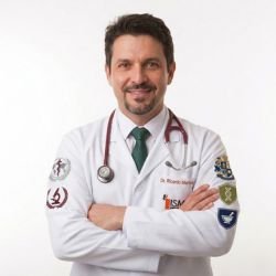 Dr. Ricardo Martins